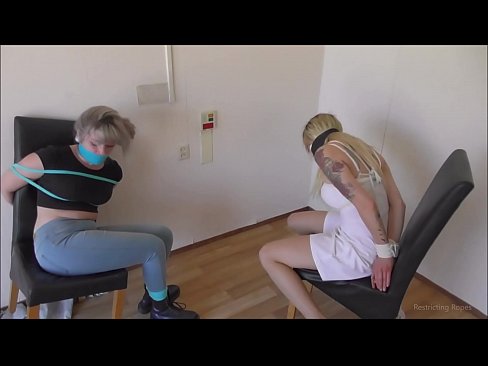 ❤️ Sõltuvuses / seotud ja suukorvistatud / neiu hädas ️❌ Pornovideo at us et.novoporn.ru ﹏